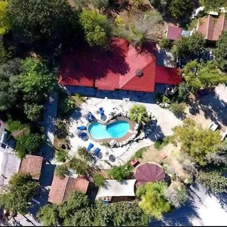 Utopia Hotel