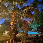 Utopia Hotel
