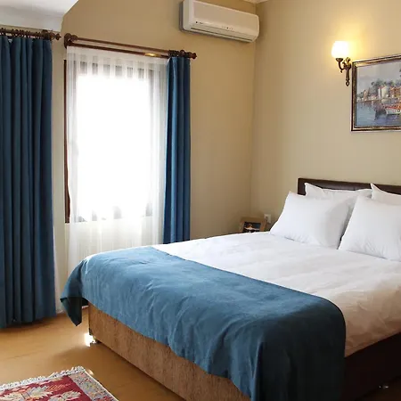 Utopia Hotell 5*